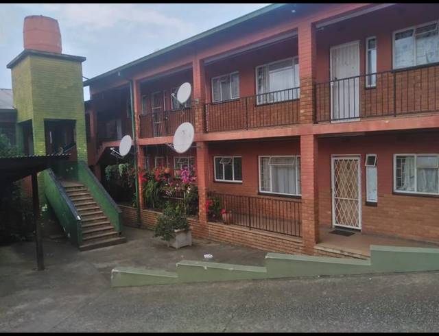 2 BEDROOM APARTMENT FOR SALE IN WHITE RIVER CENTRAL